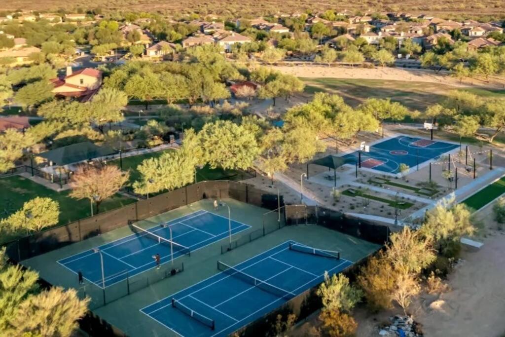 Anthem Phoenix Home With Heated Pool, Desert Views & Hot Tub מראה חיצוני תמונה